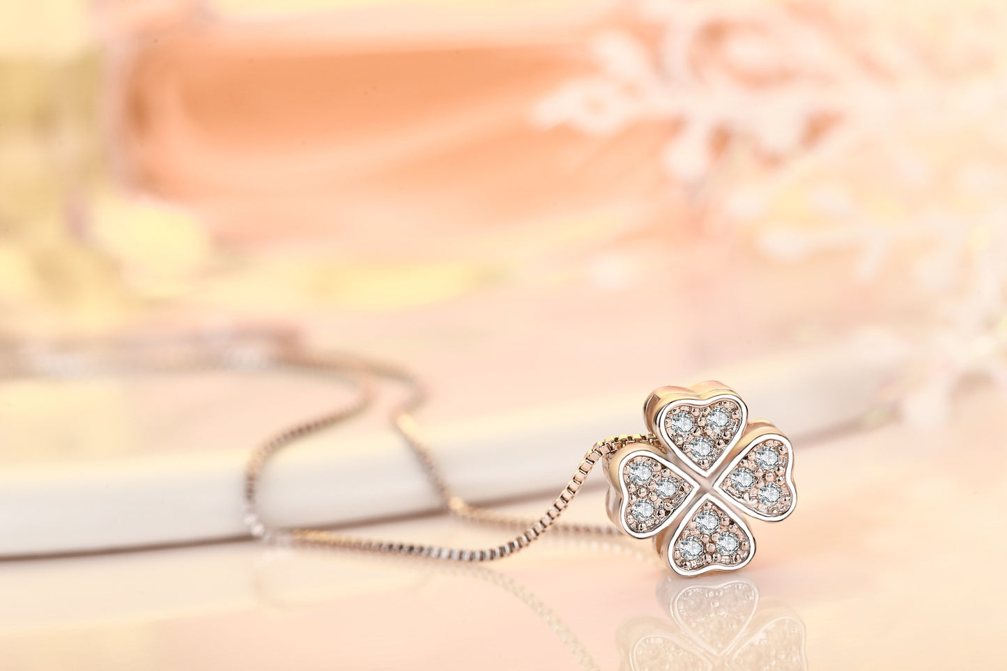 Chic Four-Leaf Clover Necklace
