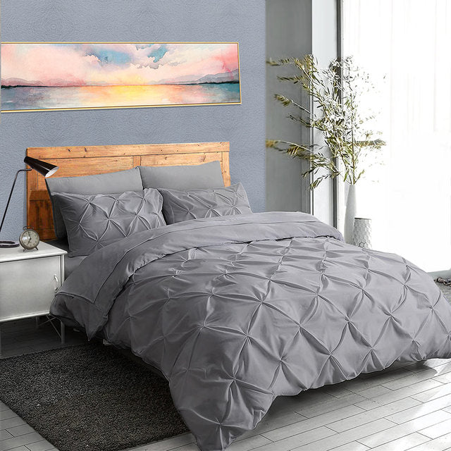 Luxury Quilted Bedding Set – Grey & White