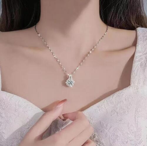 Moissanite S925 Sterling Silver Sunflower Pendant Necklace