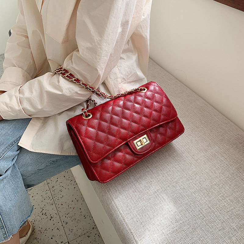 Elegant Quilted Crossbody Chain Bag
