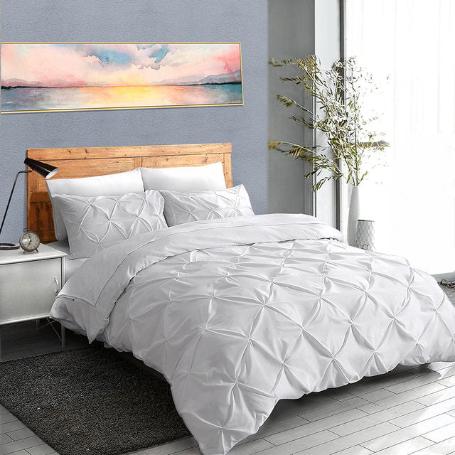 Luxury Quilted Bedding Set – Grey & White