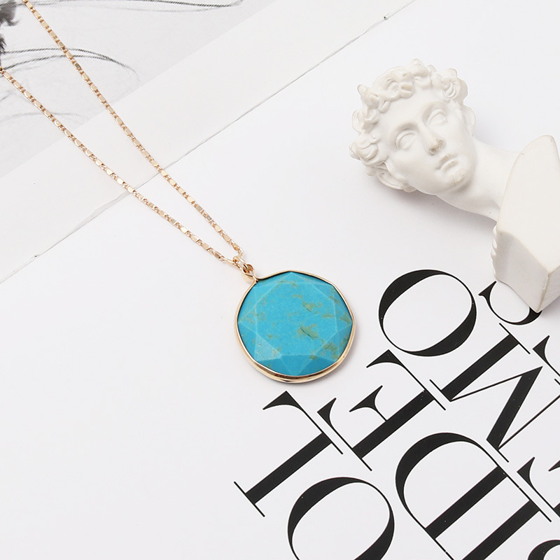 Elegant Natural Stone Pendant Necklace